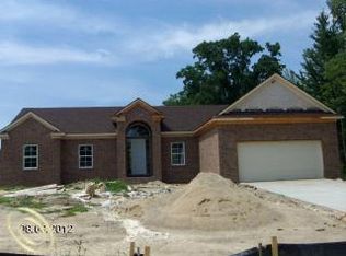 30080 Kimberly Ct, Farmington Hills, MI 48336