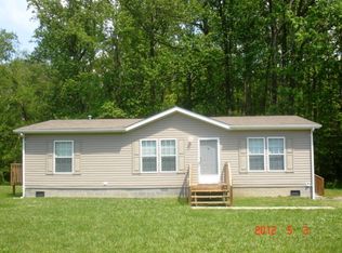 4232 Desha Rd #B, Tappahannock, VA 22560