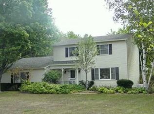 2831 Lone Oak Dr, Ann Arbor, MI 48103