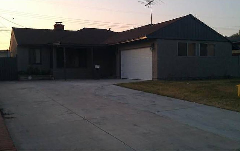 1st image of 1541 N Pleasant Ave