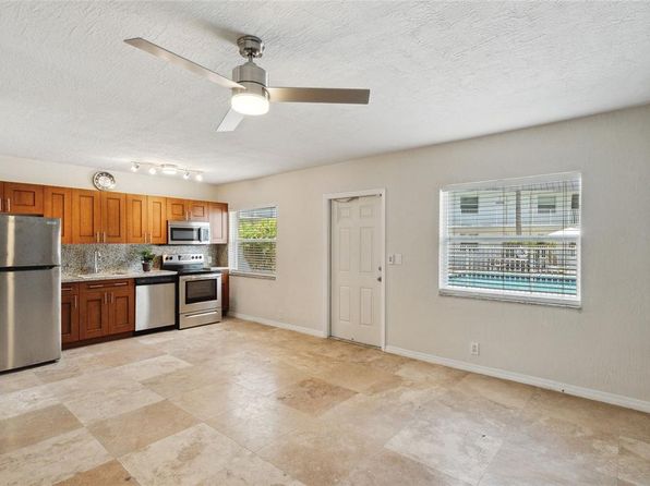 1470 N Dixie Hwy APT 4