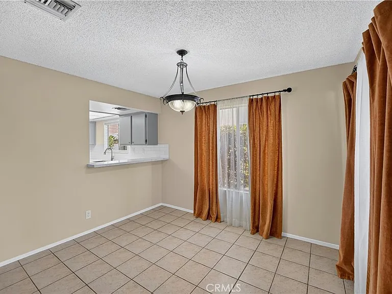 659 N Lark Ellen Ave — Photo 9