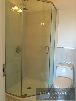 Rented by BRICK & GALO REALTY CORP | media 28