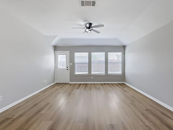 4th image of 4407 Willow Wood Rd