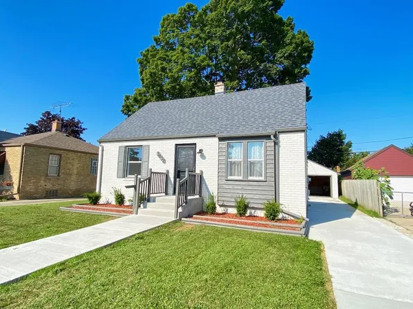 7832 22nd AVENUE, Kenosha, WI 53143