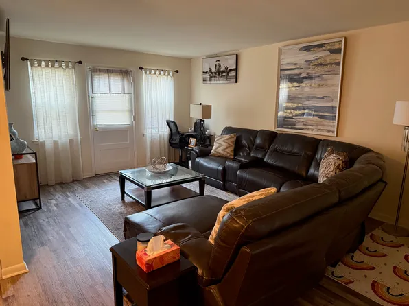 2730 Cranston Rd Floor 2, Philadelphia, PA 19131