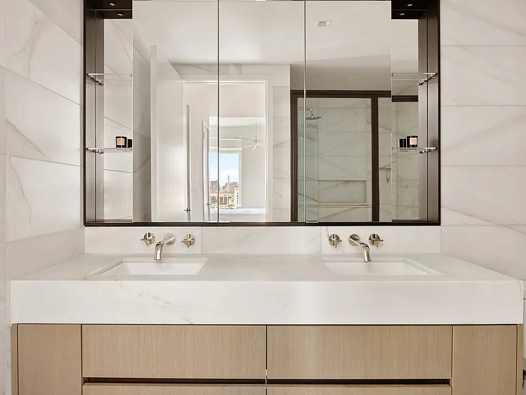 202 Broome St #12C — Photo 12