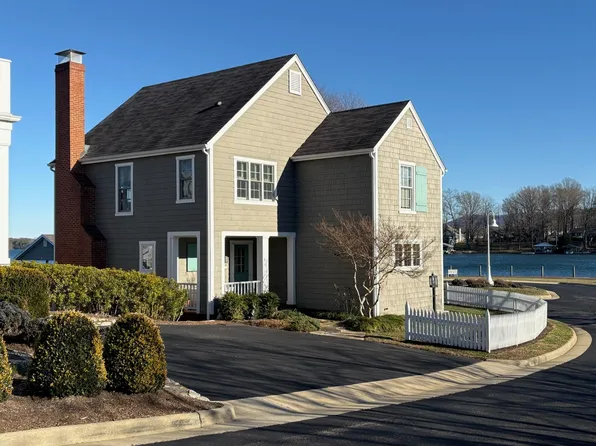 51 Cottage Cir, Moneta, VA 24121