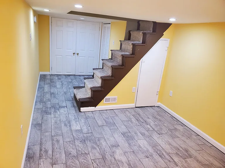 414 E Flora St — Photo 15