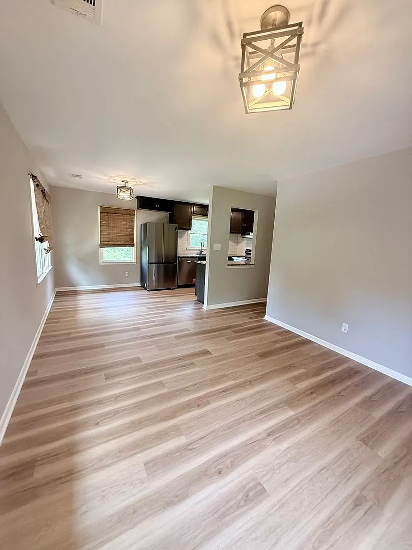 Conrad Dr. 165 — Photo 4