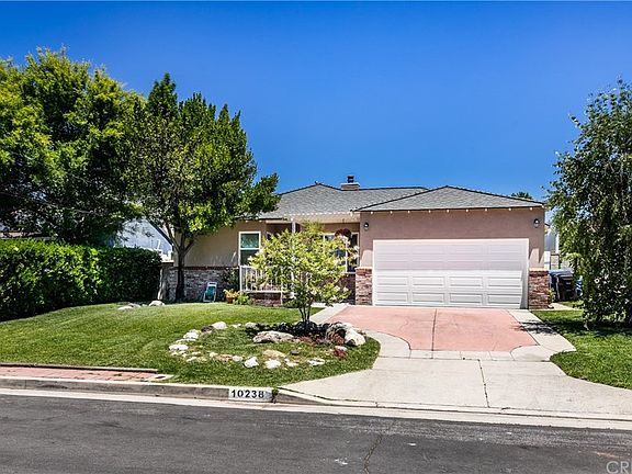 3rd image of 10238 Langmuir Ave