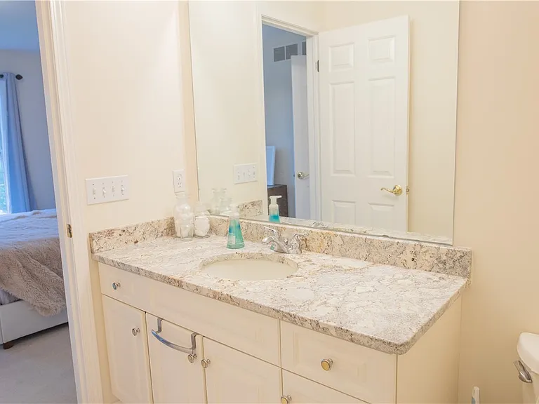 52 Meadow Cove Rd — Photo 32