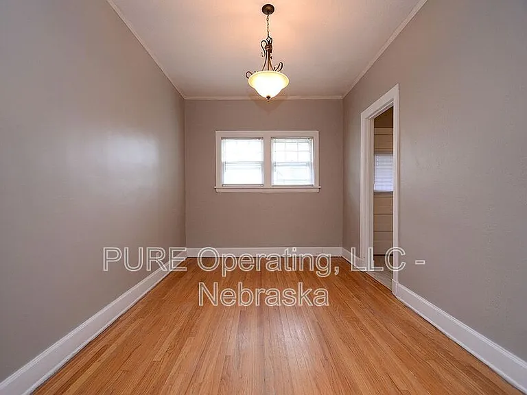 406 N 49th St #5 — Photo 6