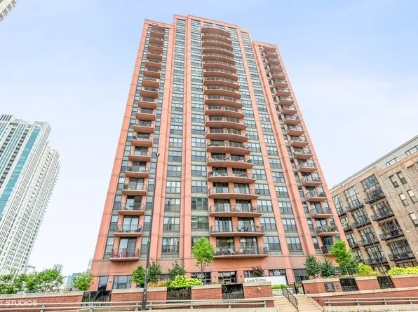 330 N Jefferson St APT 1405, Chicago, IL 60661