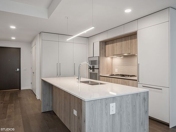 3rd image of 211 N Harbor Dr #303