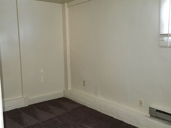 4th image of 401-405 S Grove St #Cge