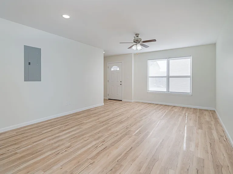 Icon Townhomes — Photo 34