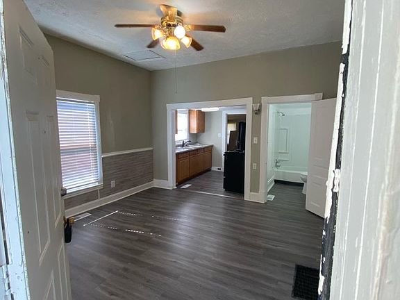 4th image of 2217 Lawson Ave