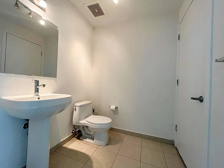 3301 NE 1st Ave #H1011 — Photo 6