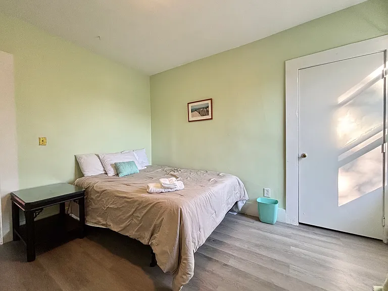 753 Cranston St #2 — Photo 8