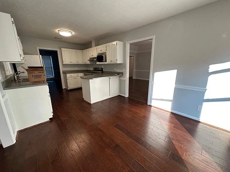 1525 Buk Ct — Photo 14