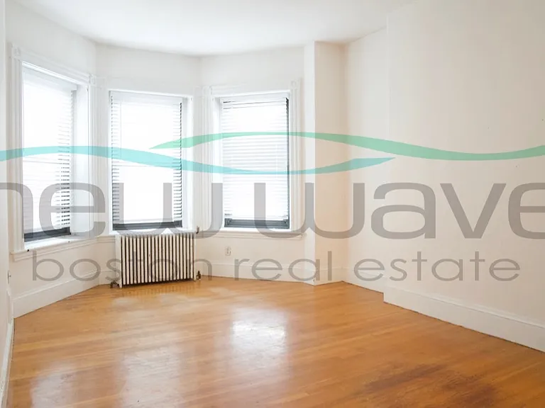 289 Newbury St #9 — Photo 1