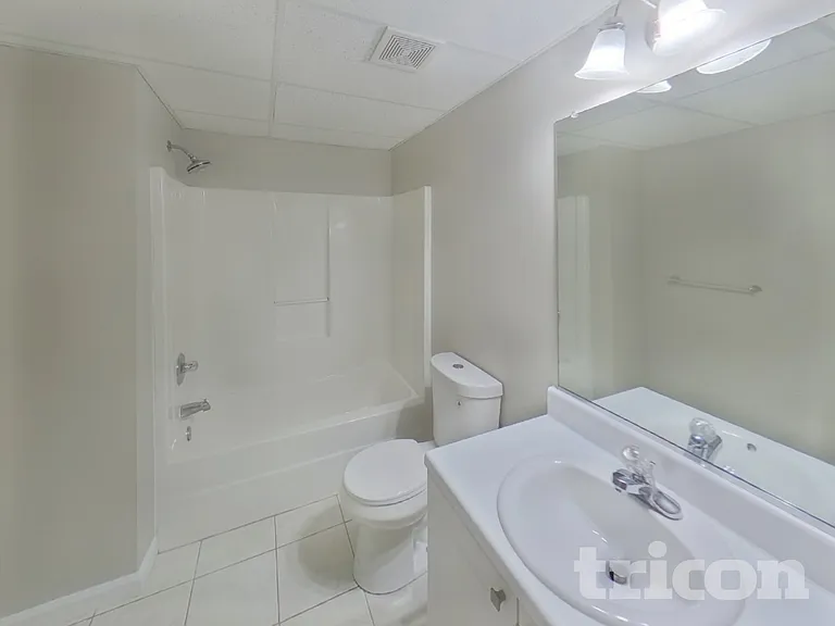 2205 Washington Dr — Photo 16