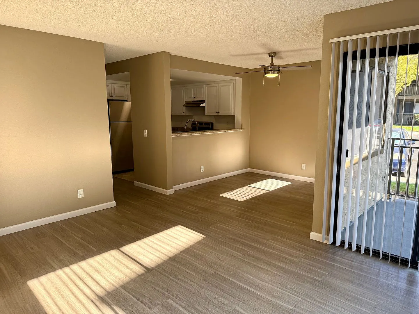 Summer Brook Apartments — Photo 4