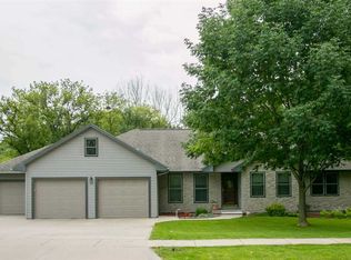 347 Sierra Trce, Coralville, IA