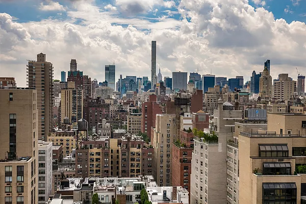 Rented by Douglas Elliman | media 30