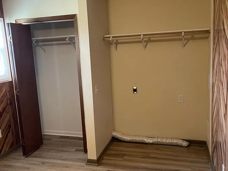539 E Morgan St #B11 — Photo 12