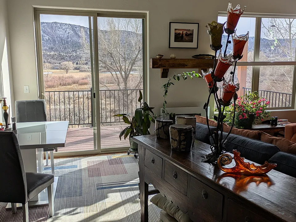 living room-dining