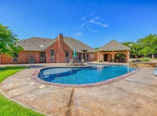 3921 NW 6th St, Newcastle, OK 73065