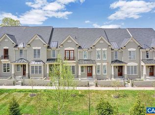 2775 Town Mews Ln, Charlottesville, VA 22901