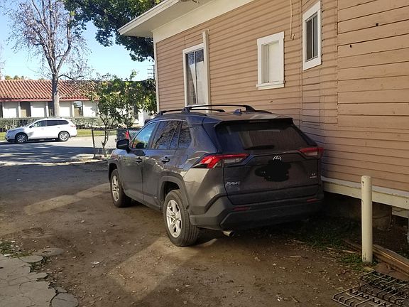 5th image of 567 N Gordon St #2