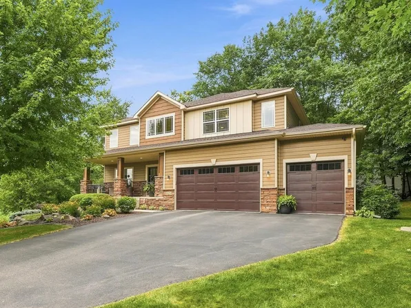 1029 Fairhaven Dr, Shakopee, MN 55379