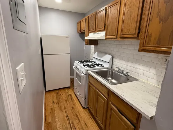 311-323 Clinton Ave, Newark, NJ