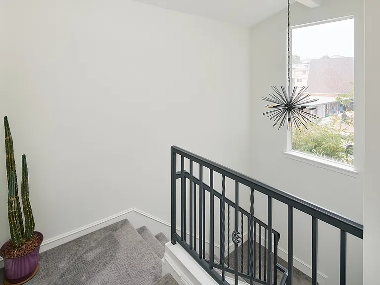 362 Richmond St — Photo 20