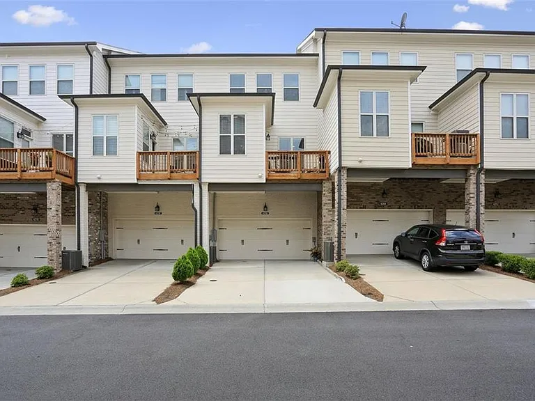 4206 Deming Cir — Photo 16