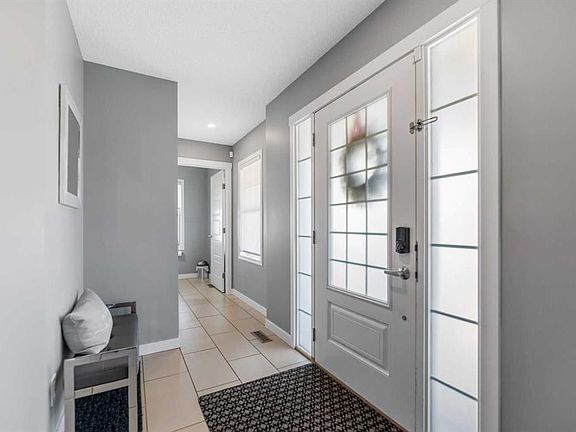 4th image of 113 NE Osborne Rise SW