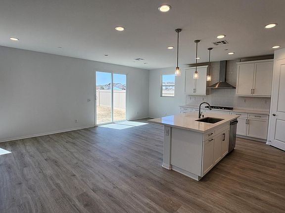 2nd image of 31205 Richardson