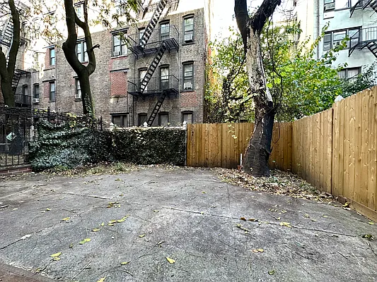 Rented by Corcoran | media 1