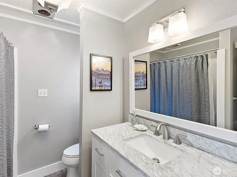 Point Monroe Dr NE — Photo 14
