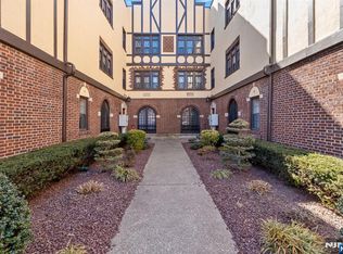 20 Garber Sq APT C6, Ridgewood, NJ 07450