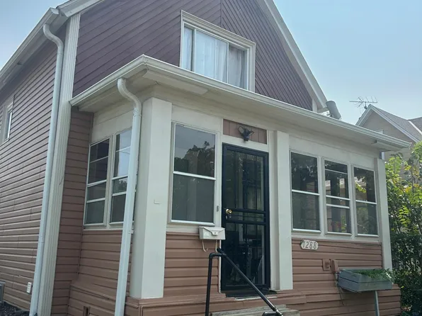 1288 Edgerton St, Saint Paul, MN 55130