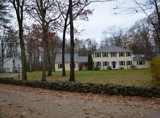 145 Mooar Hill Rd, Hollis, NH 03049