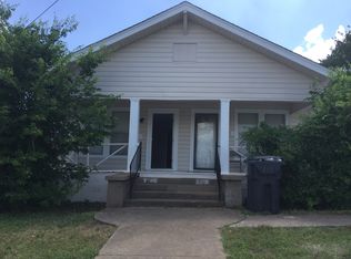 1202 N 9th St, Waco, TX 76707
