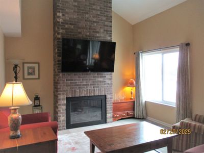 35468 Heritage Ln, Farmington, MI, 48335