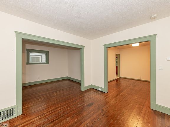 3rd image of 3409 W 54th St