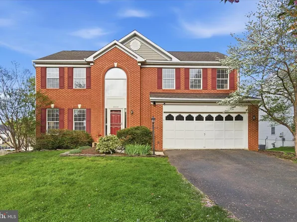 43104 Stonecottage Pl, Ashburn, VA 20147